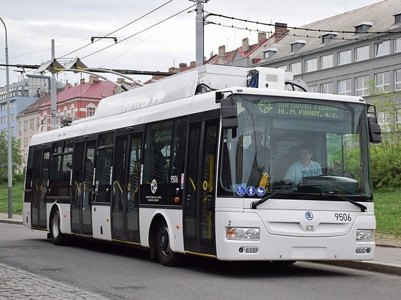 Další trolejbus v Praze